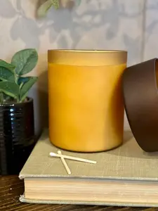 Driftwood - 18oz Scented Soy Wax Candle with Sandalwood, Amber & Musk