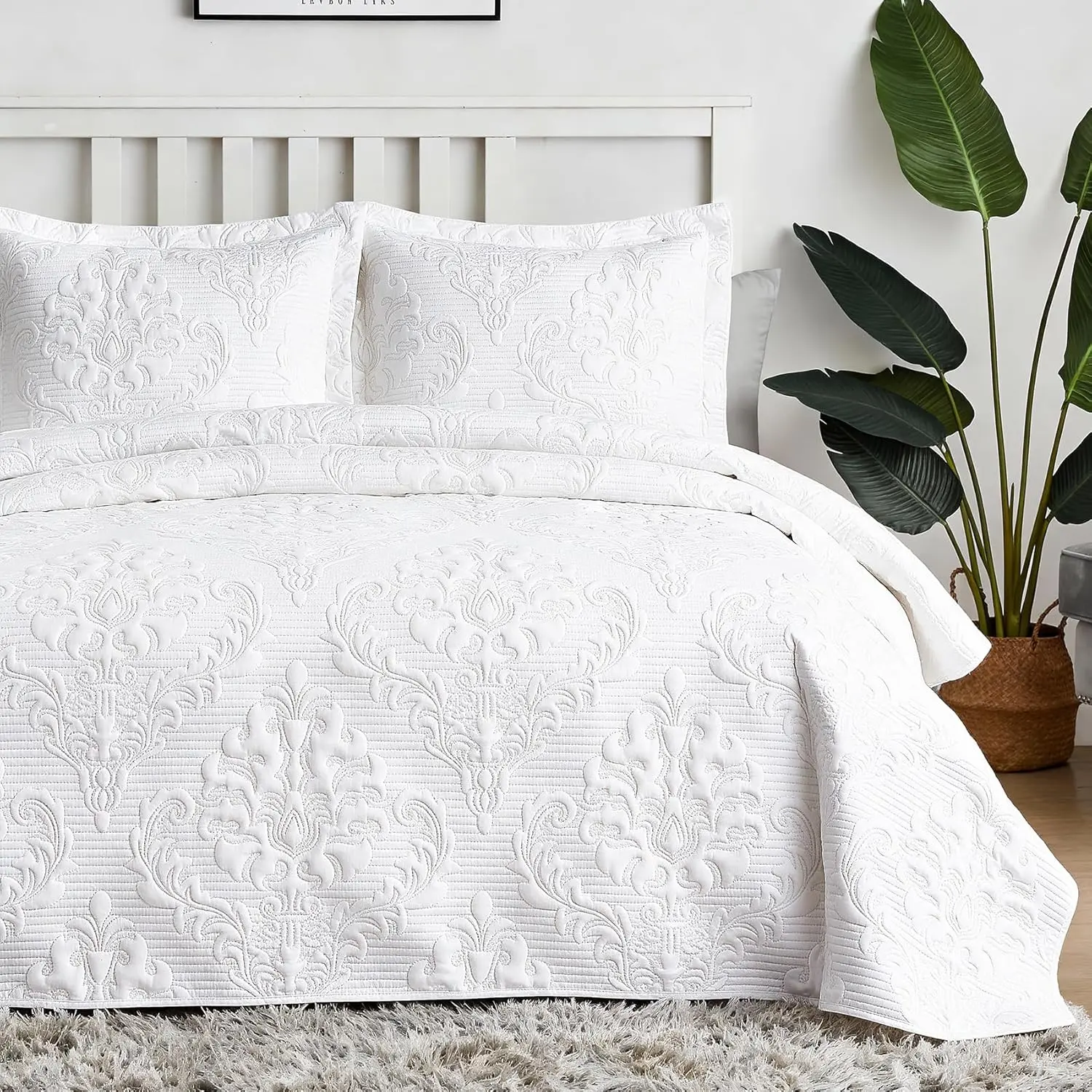 White Queen Size - Ultrasonic Summer Bedspread Queen, Soft Lightweight Coverlet Bedding Set, 3 Pieces (1, 2 Pillow Shams)