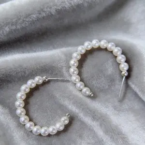 925 Sterling Silver Freshwater Pearl C-Hoop Earrings