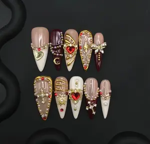 Royal Treasure Nails