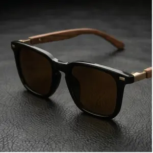 Men&Women's Polarized Sunglasses, Black Square Frame with Wood-Effect Temples, UV400 Protection, Retro Style for Driving, Outdoor Activities