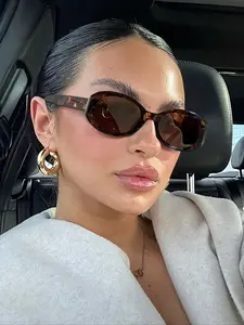 Unisex Tortoiseshell Oval PC Frame High Quality Sunglasses with UV400 Protection, Casual Trendy Sunglasses for All Seasons, Perfect for Vacation & Gifts, Classic Sunglasses