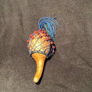 Handcrafted African Shakers, Deep Red and Blue Hand Percussion Instruments with Melodious Tones for Versatile Playing in Musical Performances
