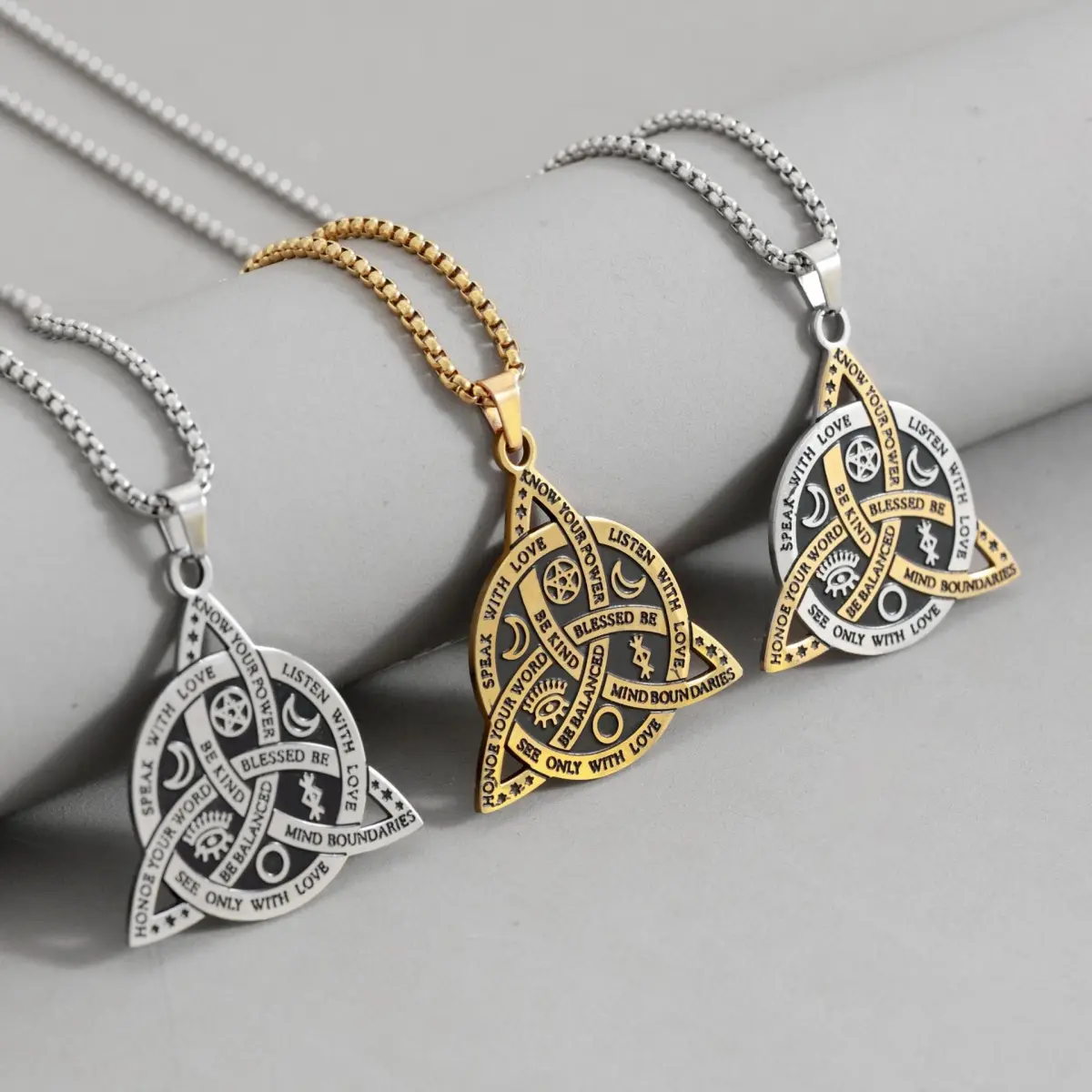 Celtic Triquetra Knot Necklace - 23.6in Ethnic Retro Spiritual Jewelry, Baroque Irish Trinity Protection Amulet Pendant, Casual Meaningful Gift for Women-Men, Stainless Steel Jewelry, Meaningful Gifts