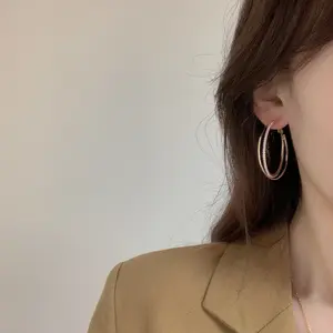 Minimalist Double-Layer Hoop Earrings – Cold-Style Metal | Daily Wear | Hypoallergenic