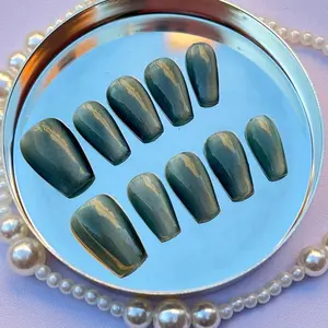 Mia World <"Emerald Envy - Magnetic Cat Eye Press-On Nails”> G001