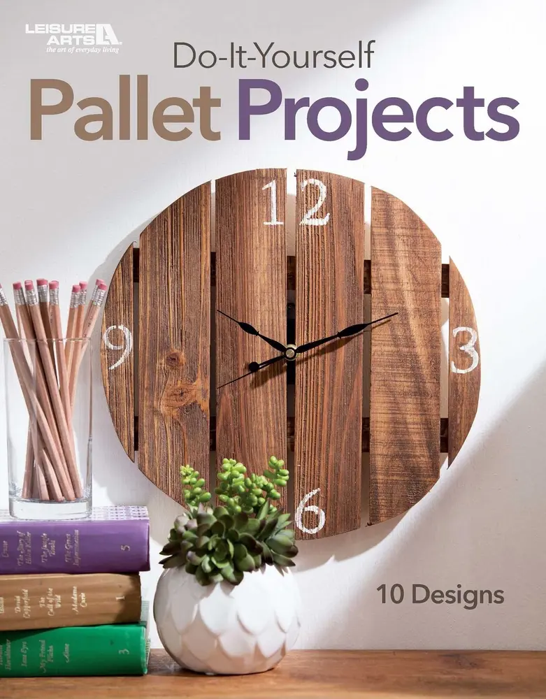 USED Book - Do-It-Yourself Pallet Projects: 10 Designs by Leisure Arts (Paperback) - english