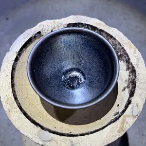 zx02-Handmade ceramics used by ancient emperors