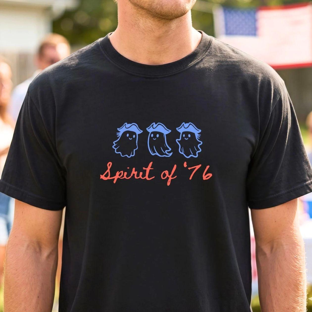 Comfort Colors Spirit of 1776 Shirt: Patriotic Ghost Tee, Funny 4th of July, Summerween Tee, Vintage Americana BBQ Shirt, Trending Halloween  Unisex Graphic Tee, Comfortable Menswear & Womenswear Top, Perfect Halloween Gift For Men And Women, Ju28