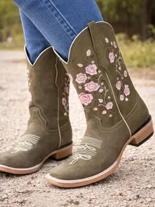 Women´s rodeo boots with pink flowers