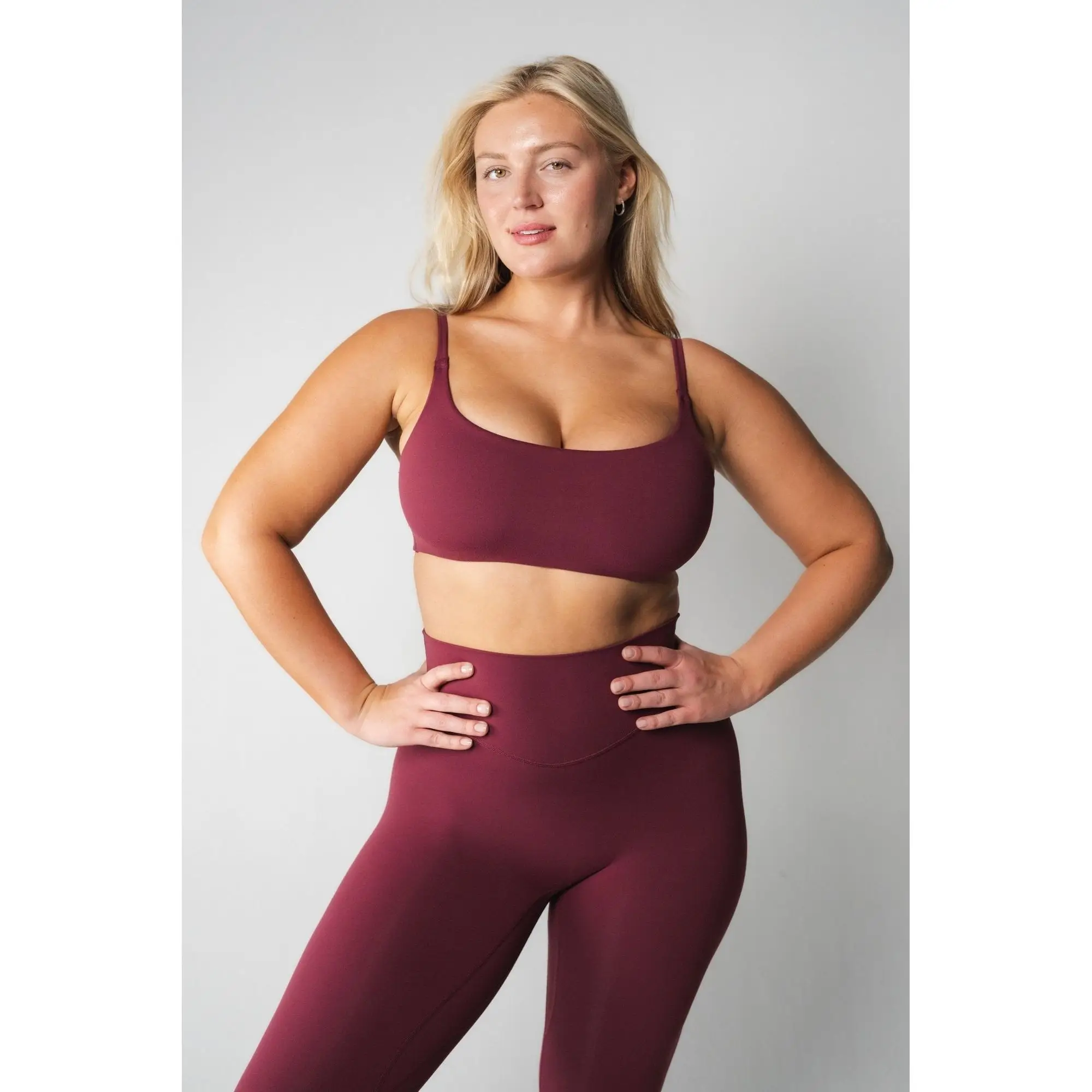 Vitality Cloud II Scoop Bra Blackberry