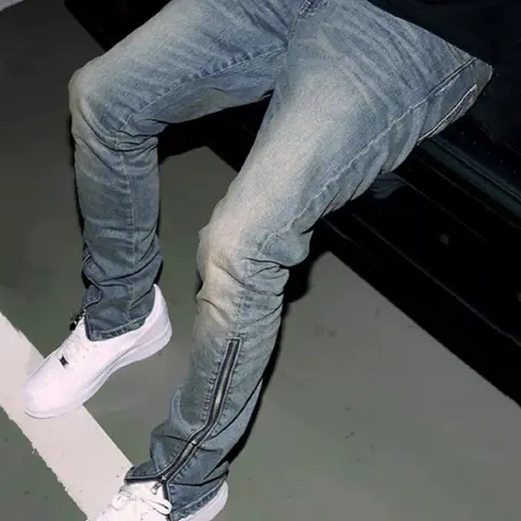 Men's Y2K Street Fashion Light Blue Distressed Fitted Jeans, Slim-fit Jeans with Ankle Zippers, Essential for Urban Street Fashion, Streetwear, Streetwear Vintage Jeans