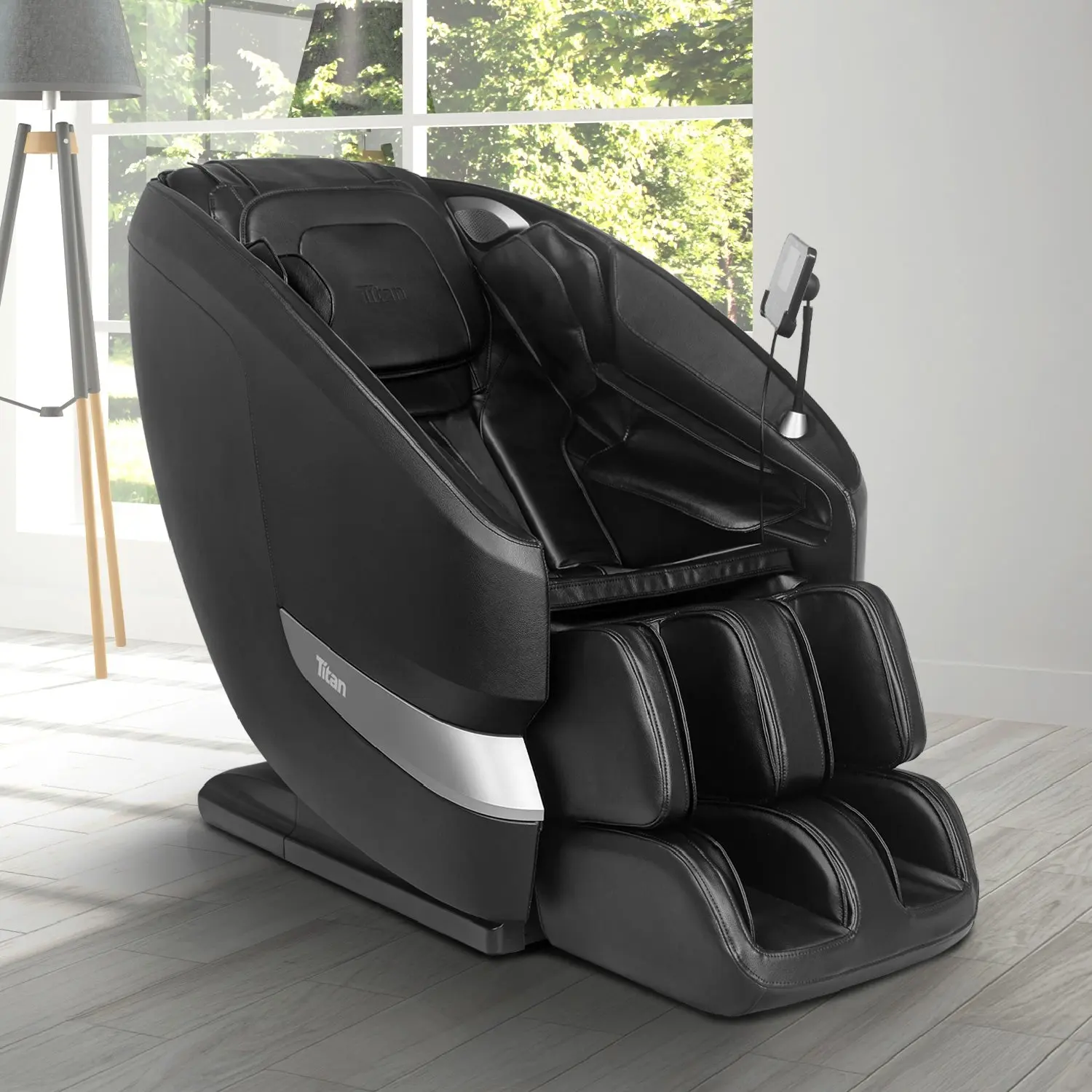 Titan Axiom LE Massage Chair
