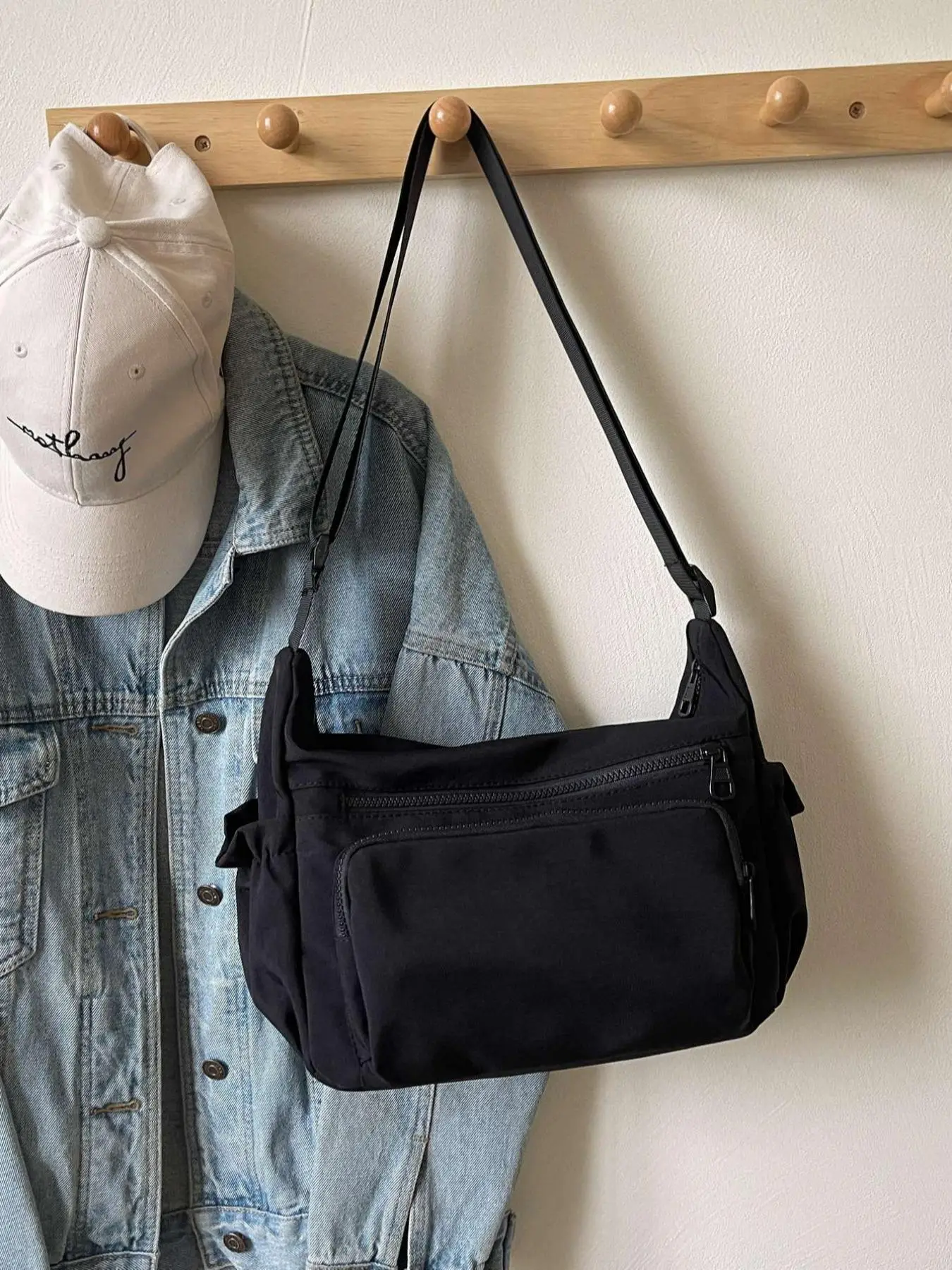 Women's Solid Color Zipper Crossbody Bag, Fashionable Large Capacity Shoulder Bag for Daily Used, Casual Trendy Versatile High-quality Daily Commuting