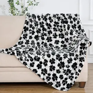Black and White Minimalist Leopard Print Plush Blanket, 1 Count Cozy Lightweight All-Season Blanket, Warm Nap Blanket for Couch Sofa Bedroom Living Room, Neutral Home Decor Gift