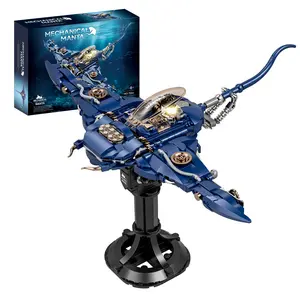 Jeamoc Deep Sea Manta Ray Animals Building Block Set with Light, 689 Pcs creative toy, Ocean Creature Manta Ray Building Bricks Construction