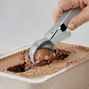 Stainless Steel Ice Cream Scoop with Trigger and Ergonomic Handle - Ideal for Scooping Ice Cream and Fruits. Designed for Safety and Durability, It's the Perfect Tool for Making Ice Cream