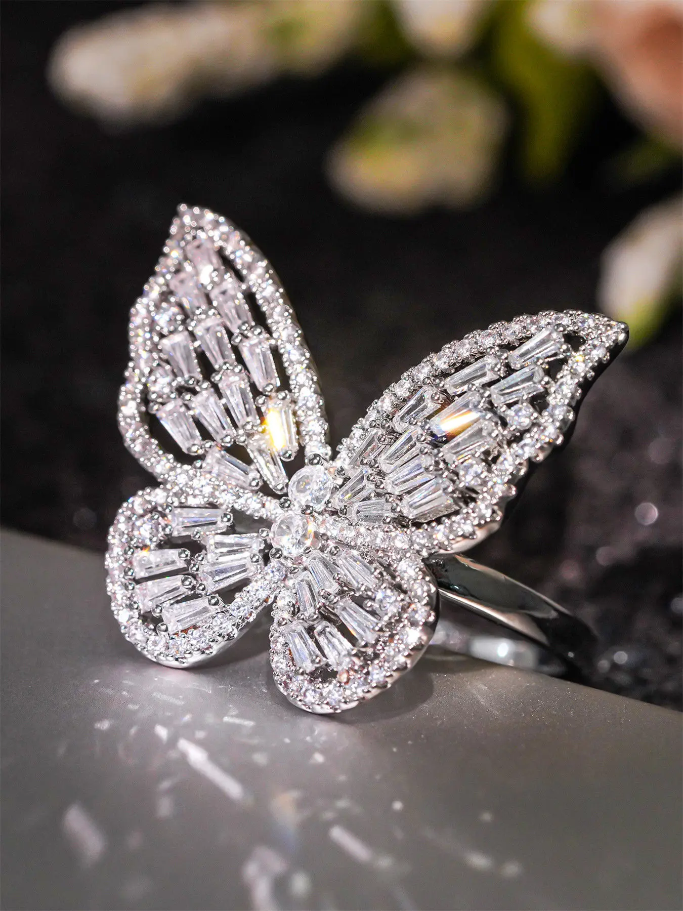1 PC Luxury Cubic Zirconia Ring For Women For Wedding Engagement Anniversary Party Jewelry Valentine's Day Gift Artificial Zircon