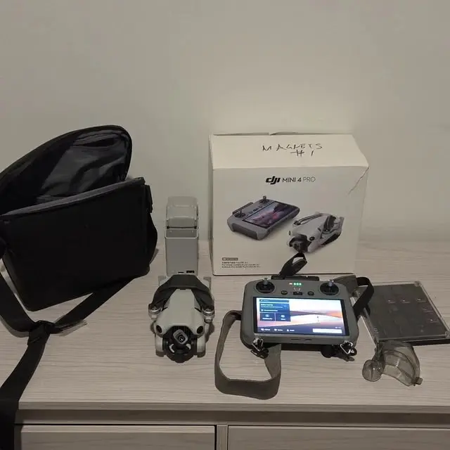 DJI Mini 4 Pro Drone
