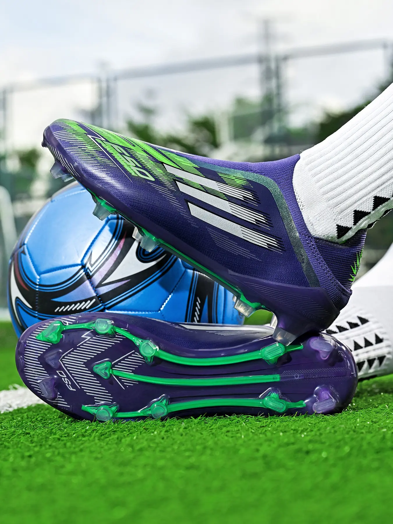 Men's High-End Seamless Football Shoes, Football Boots, Football Cleats, Football Field Boots, Anti-Slip Durable Outdoor Lawn Soccer Shoes, Super Grip and Support, Fashionable and Stylish
