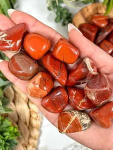 5pcs Natural Red Jasper Tumbled Stones Premium Healing Crystals Quartzs Energy Mineral Gemstones Set for Aquarium Decor