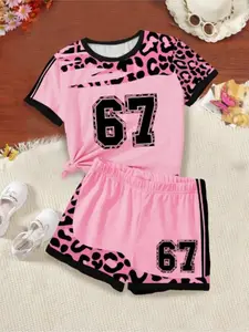 Girls' Two-Piece Casual Sports Set, Fashionable Style, Soft Knit Fabric, Includes Short Sleeve T-Shirt and Shorts, Outdoor Wear