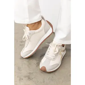 Swoosh Sneaker - Gold