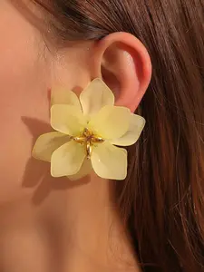 1 Pair Big Acrylic Flower Clip On Earrings For Women Non Pierced Ear Clips Perfect For Party And Vacation Accessories Jewelry