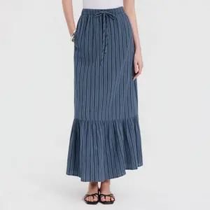 Women's Mid-Rise Tiered Skirt - Universal Thread Blue Striped XS