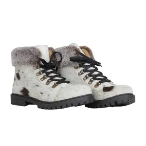 Turbulent Boots