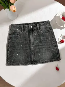 Women's Fashionable Versatile Rhinestone Embellished Denim Mini Skirt With Pockets