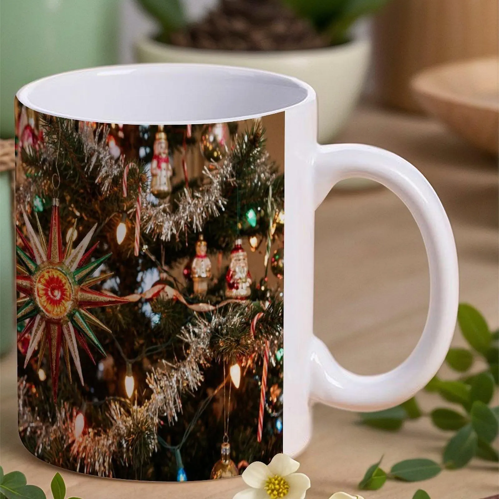 Christmas Star & Santa 11oz Ceramic Mug - Retro Red Green Gold Drinkware, Festive Gift for Xmas, Family, Office, Durable Holiday Coffee Cup