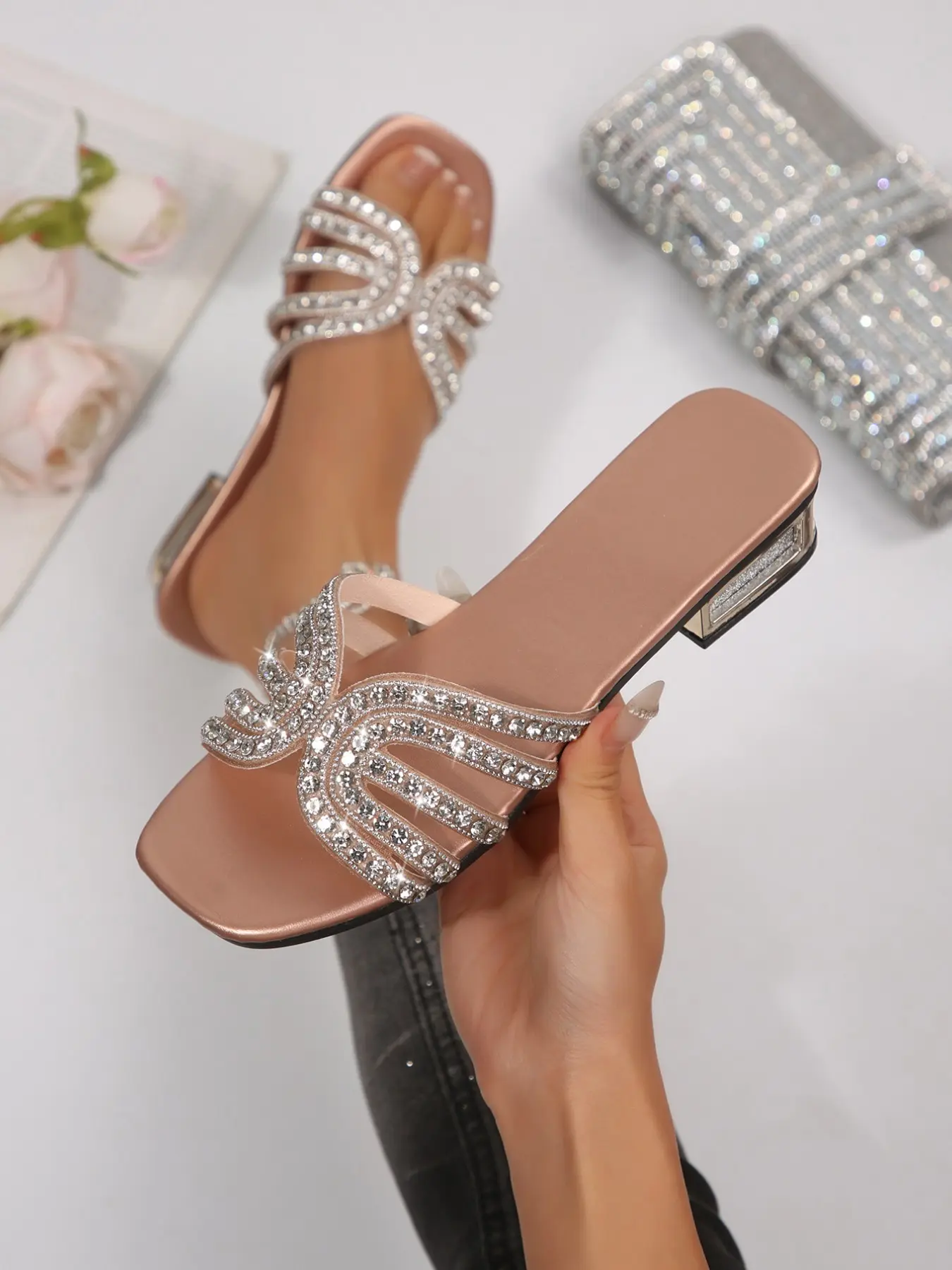 Summer New Square Toe Open-Toe Glass Rhinestone Slip-On 3cm Heel High-Heeled Fashionable Glitter Embellished Sandals, Chic Summer Footwear, Perfect for Shopping and Vacation