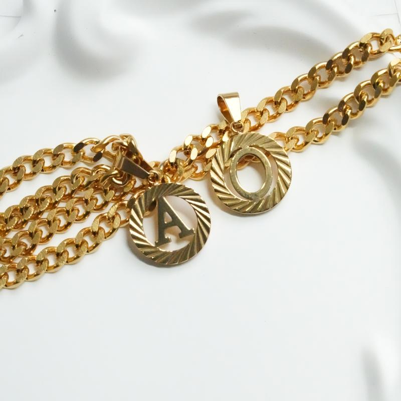 GGIRL Cuban 18K Gold Plated 26 letter Necklace Initial A-Z Cuban Link Chain Necklace for Men Boys Women ,Dainty Trendy Threaded hollow out Letter Pendant  Necklace