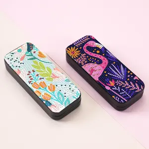 5D DIY Diamond Painting Glasses Case Kit, Floral Flamingo Pattern Rhinestone Eyeglass Storage Box, Hard Shell Sunglasses Holder Craft Gift for Women Girls