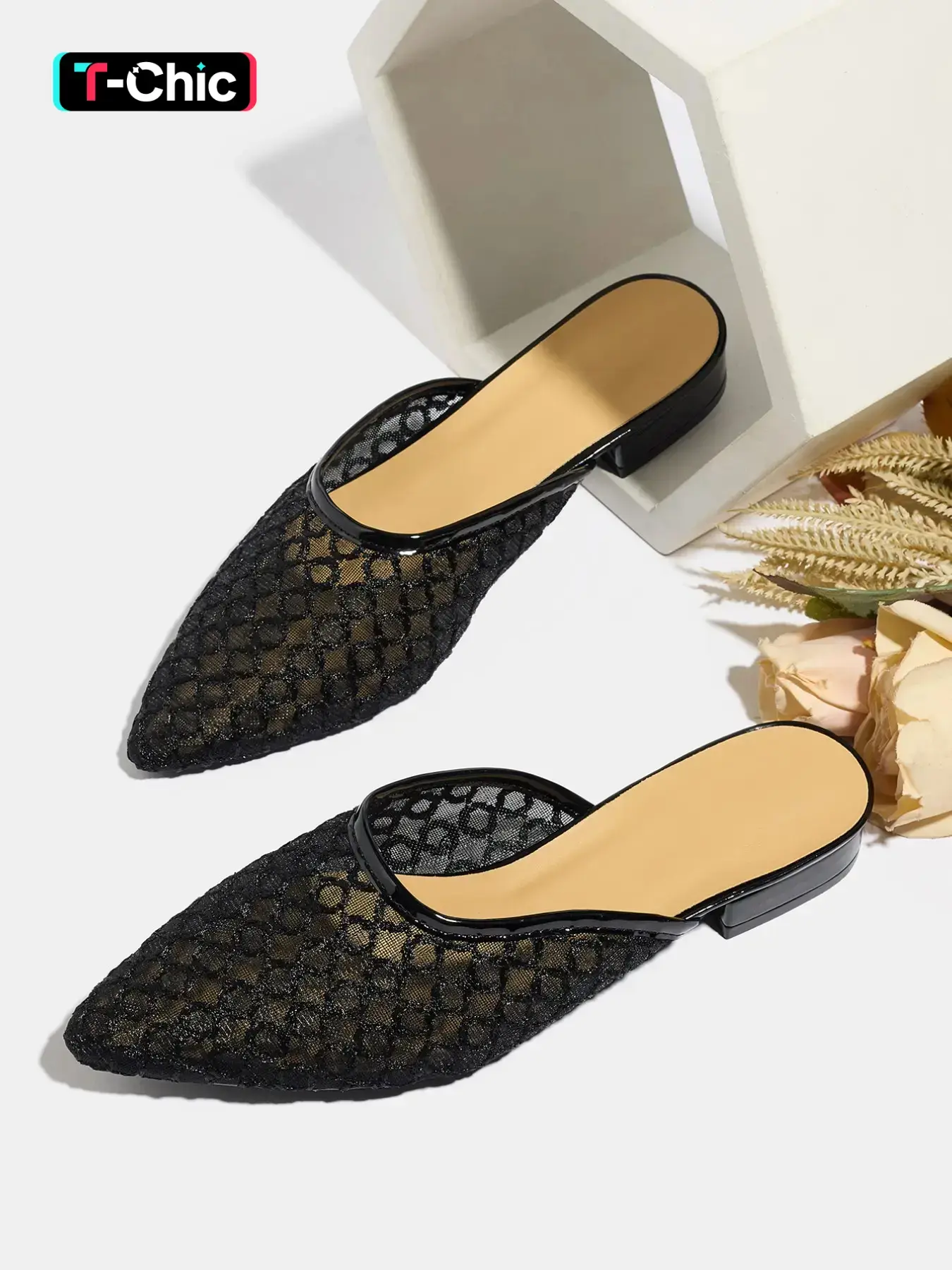 Women's Plus Size Summer New Mesh Sexy Breathable Clogs Pointed Toe Mid-Heel Slip-On Comfort Low Heel Unique Sandals Shoes Mules