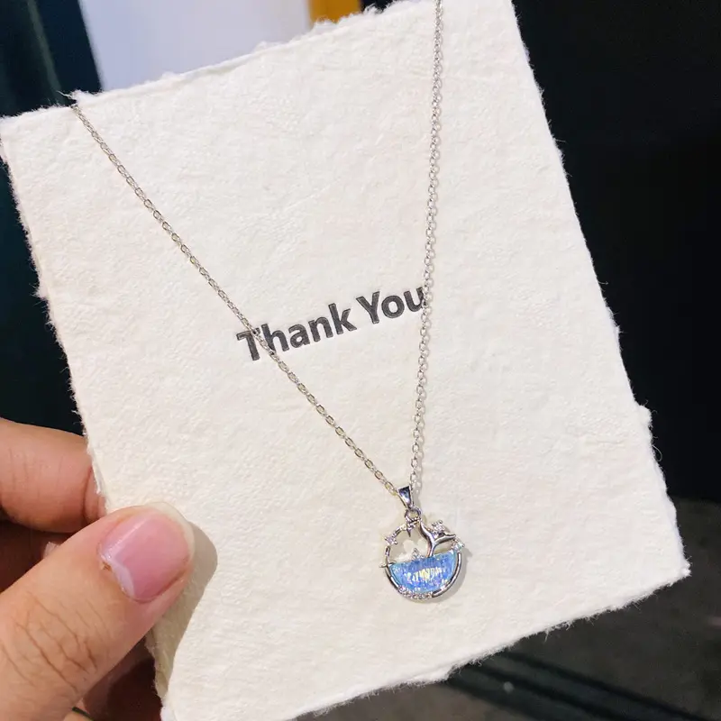 D28 Silver Blue Fish Tail