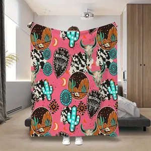 1 Piece Western Cowhide Printed Cow Head Blanket - Southwest Bohemian Turquoise Pink Cactus and Cowhide Design, Soft and Warm Flannel Four Seasons Sofa Bed Cover, 250-300g Comfortable Throw Blanket, Suitable for Camping, Travel - Perfect Gift (Pink)