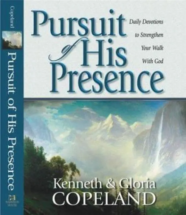 USED Book - Pursuit of His Presence: Daily Devotions to Strengthen Your Walk With God by Kenneth Copeland (Paperback) - english