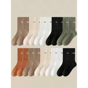 Women's Letter Print Crew Socks, Casual Moisture Wicking Socks, Soft Comfy Breathable Hosiery for All Seasons Daily Wear