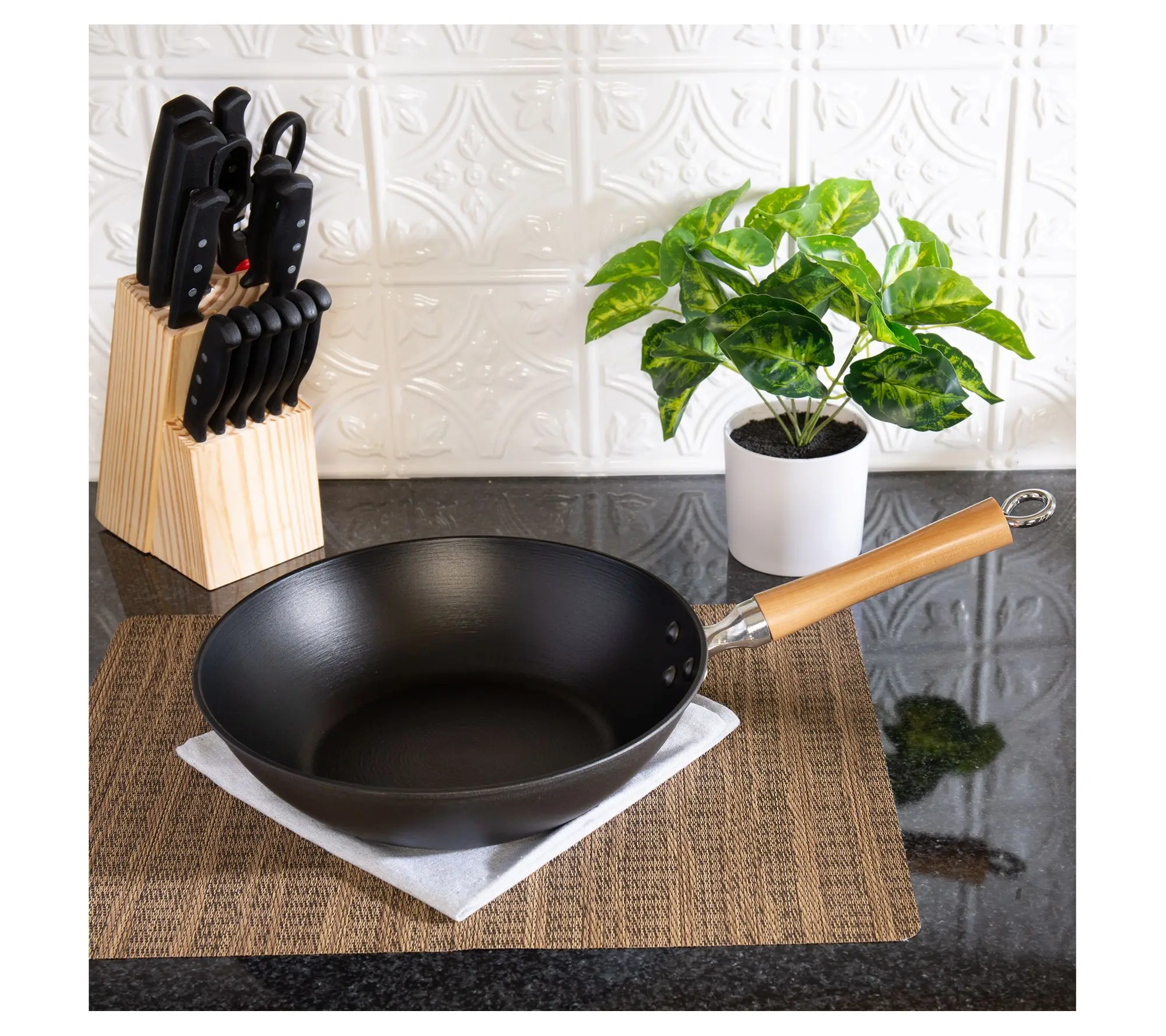 Joyce Chen Professional 11.5" Cast Iron Stir Fry Pan Joyce Chen Professional 11.5" Cast Iron Stir Fry Pan