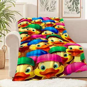 Cartoon Duck Pattern Flannel Blanket, Fashionable and Cute Theme Cover Blanket, Soft and Fluffy Warm Blanket, Outdoor Sports Blanket, Gift Blanket, Suitable for Living Rooms, Sofas, Offices, Camping, and Travel.