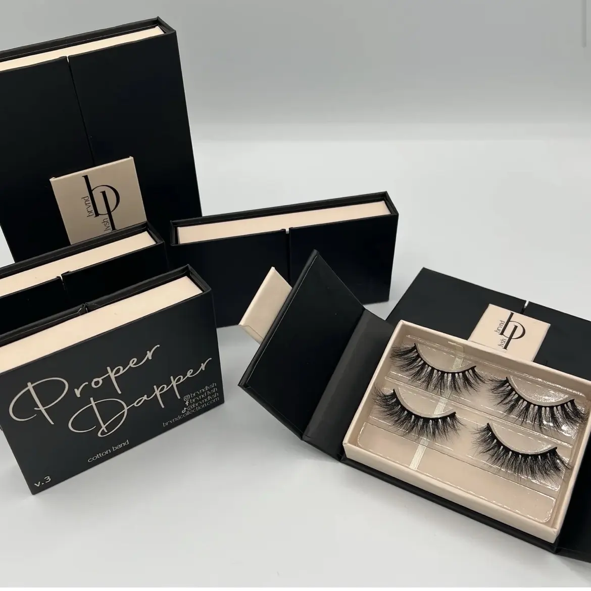 V.3 “Proper + Dapper” Doll Lashes Fluffy