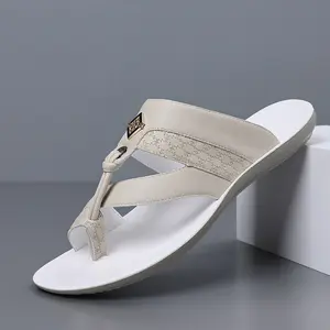 Summer Outdoor Fashion Versatile Flip Flops for Commuting and Casual Wear, Non-Slip