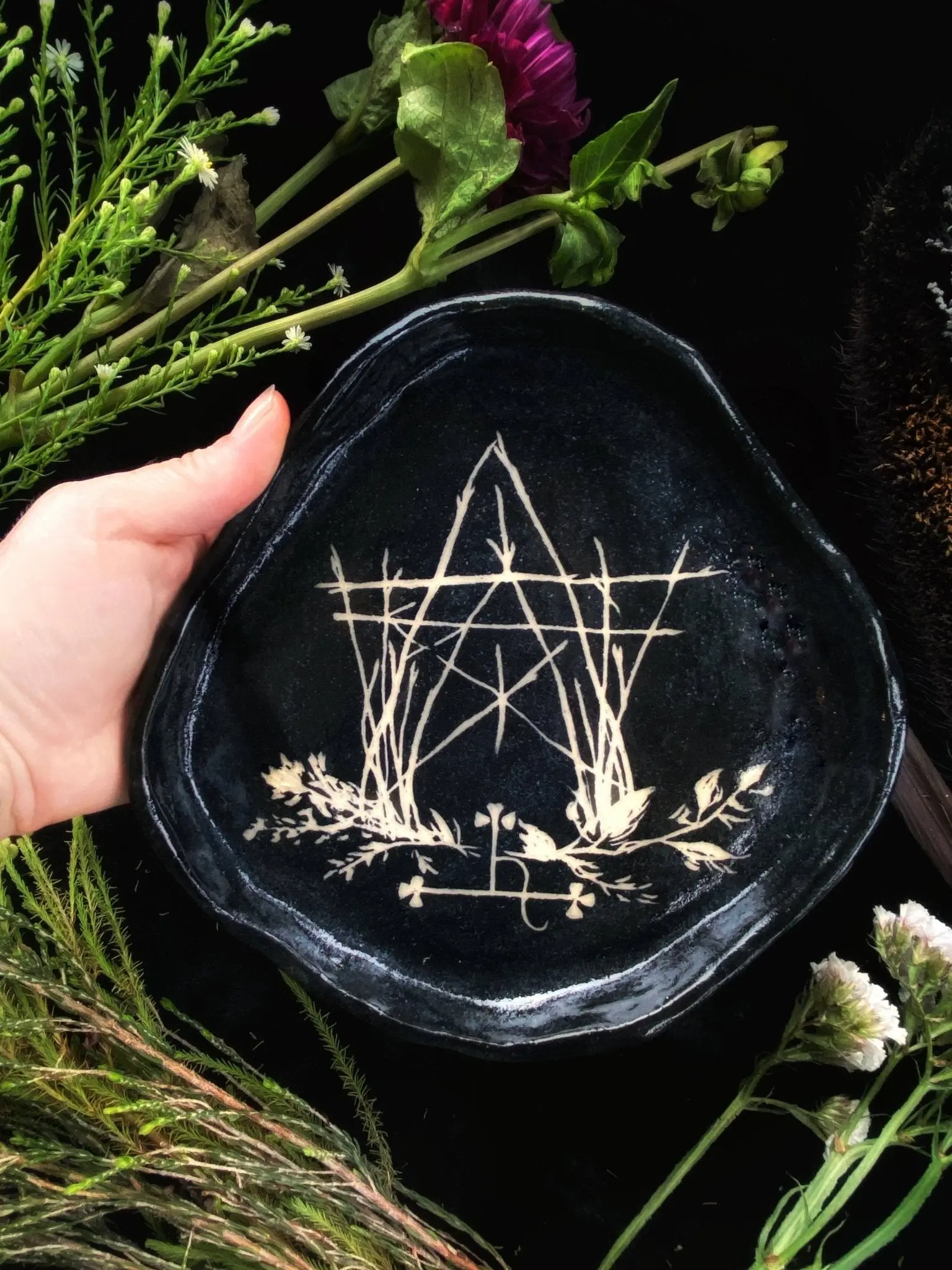 Black Sgraffito The House of Twigs Ceramic Offering Plate Handmade Clay Irregular Shaped Matte Ancient Traditional Pedestal Platter Plateset Dishwasher Safe Tableware Square Tableware Dinnerware
