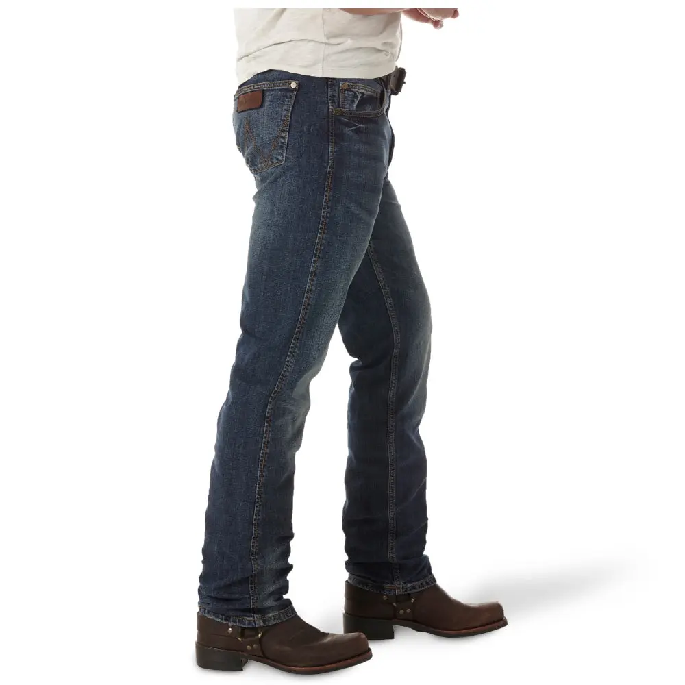 WLT88BZ Wrangler Men's Retro Slim Fit Straight Leg Jean - Bozeman