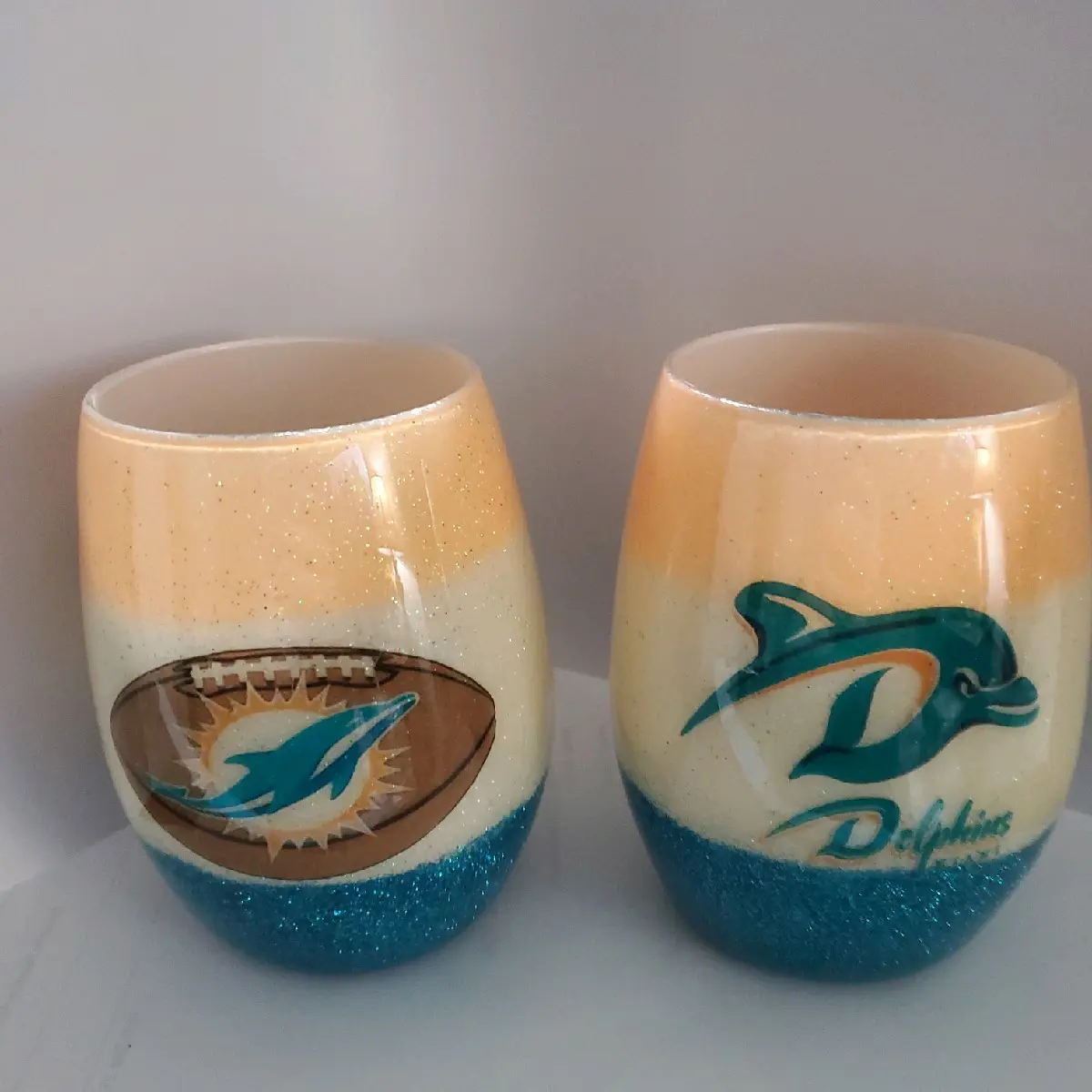Miami Dolphins Glassware.  set of 2