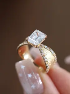 A Delicate, Simple and Elegant Gold Ring, Featuring Square Artificial Zirconia, Duchess Cut Ring. Suitable for Wedding Parties, Engagement, Daily Wear, Engagement Gifts, and Mother's Day Gifts.