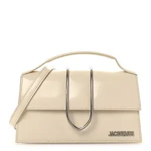 Pre-owned jacquemus Leather Shoulder Bags Smooth Calfskin Metal Flap Le Grand Bambino Light Ivory