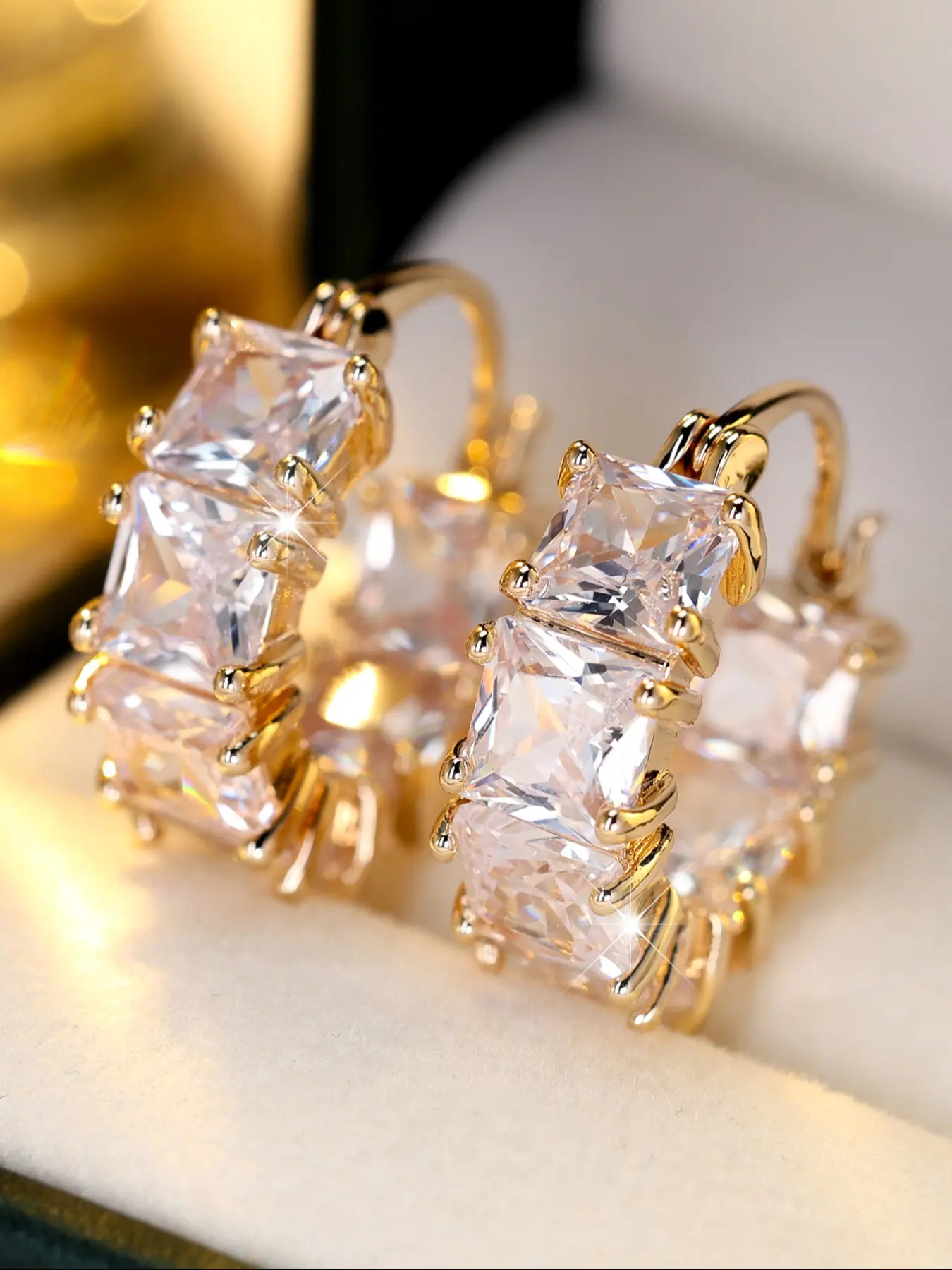 Sparkling Geometric Square Earrings for Women, Imitation Crystal Stackable Hoop Earrings as Birthday or Anniversary Gift, Ideal for Date Night Accessories, Lightweight Stackable Earrings, Earring Stacks